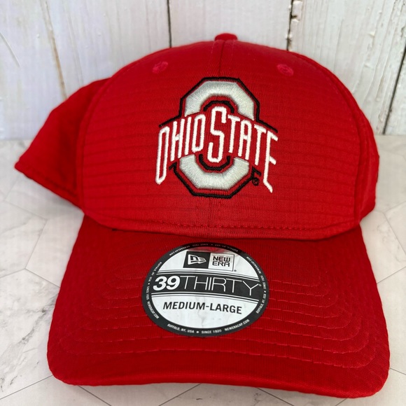 New Era 39Thirty Ohio State OSU Buckeyes Stretch Fitted Hat Mens Red White Cap - Picture 2 of 7